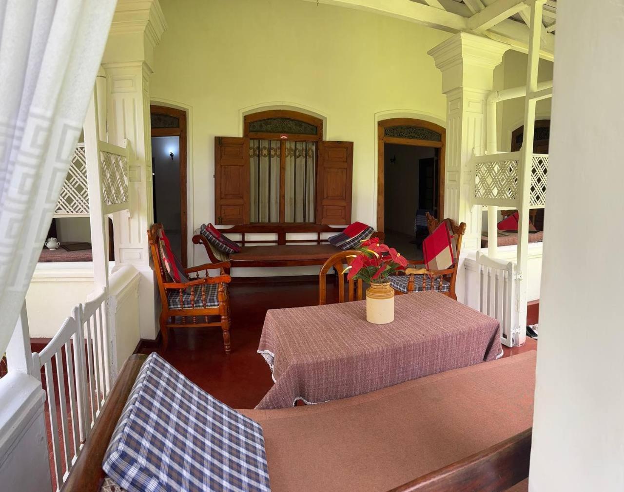 Grand Villa Хіккадува Екстер'єр фото