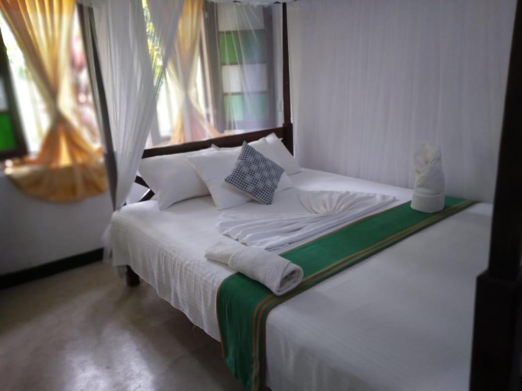 Grand Villa Хіккадува Екстер'єр фото