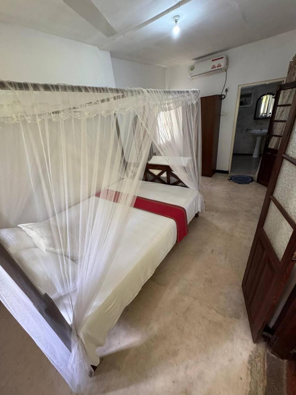 Grand Villa Хіккадува Екстер'єр фото